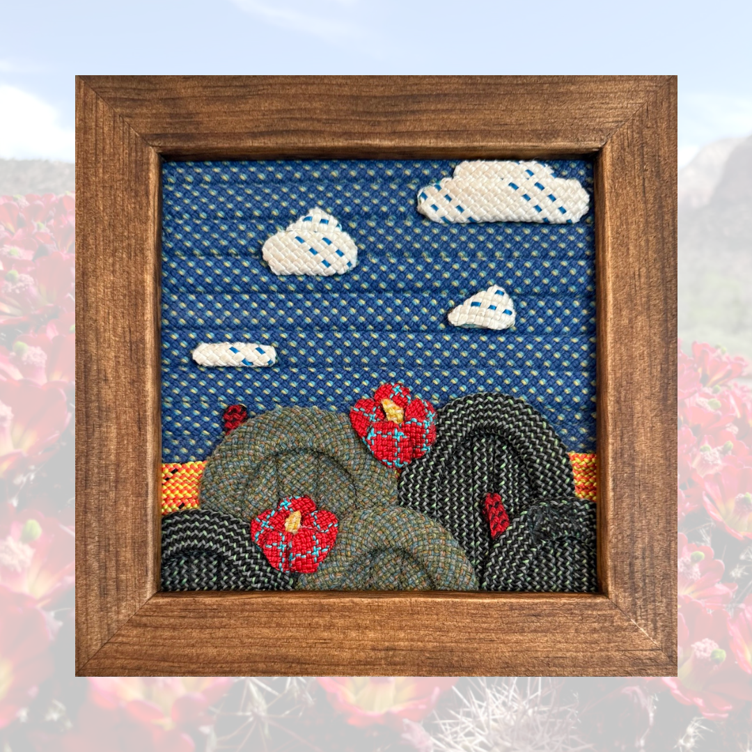 Claret Cup and Clouds Rope Art Mini