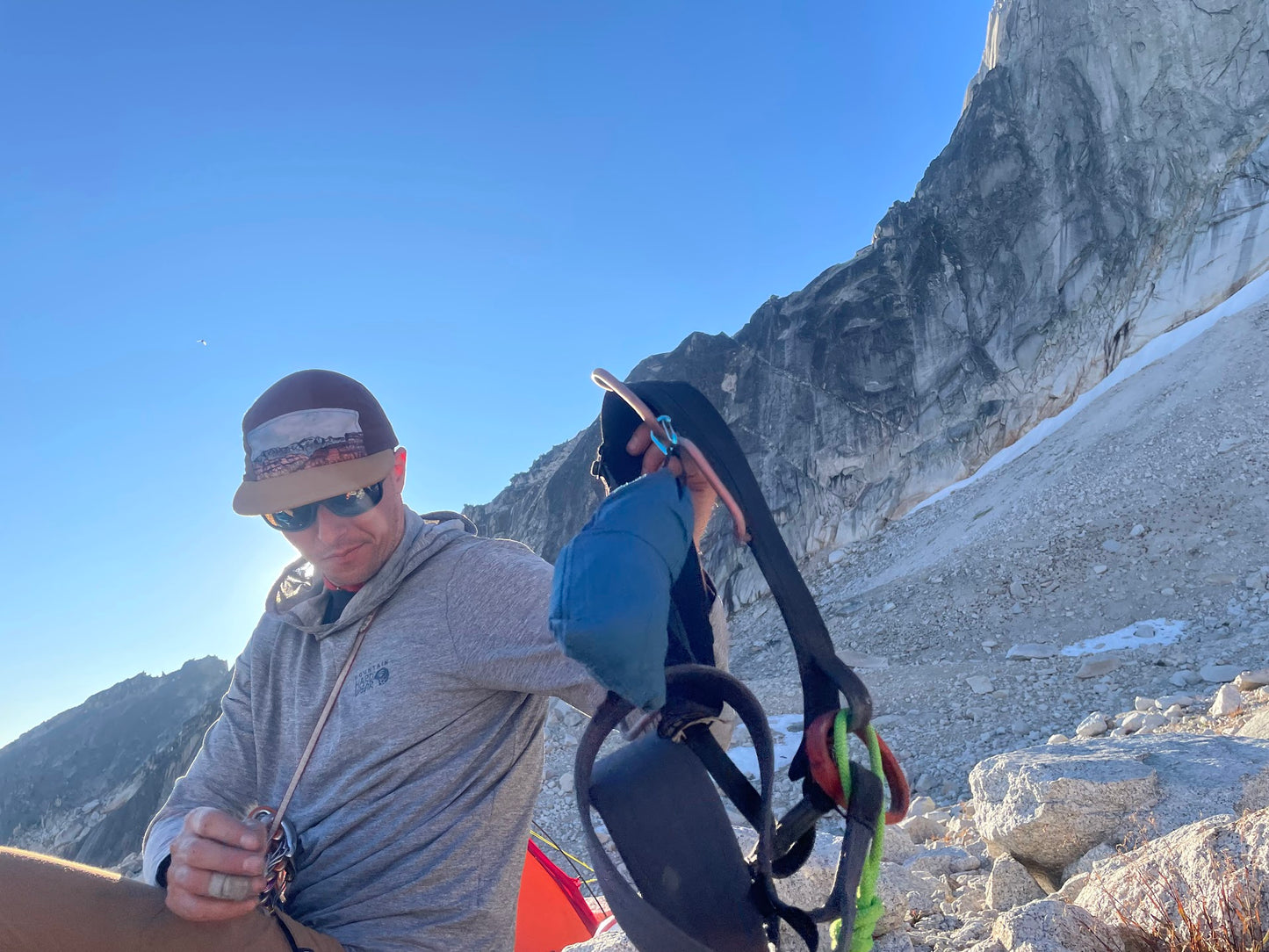 West Temple 5 Panel Adventure Hat